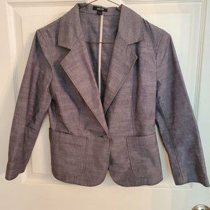 Grey Blazer - Size XS, 1/2 (Fits like a Size 0) | Lightweight Vintage Elegance